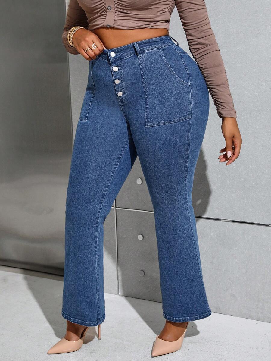 SHEIN Essnce 大码高腰紧身喇叭牛仔裤，性感保暖牛仔裤，适合圣诞节和新年夜穿着 - 中等水洗藍 - 查看 1