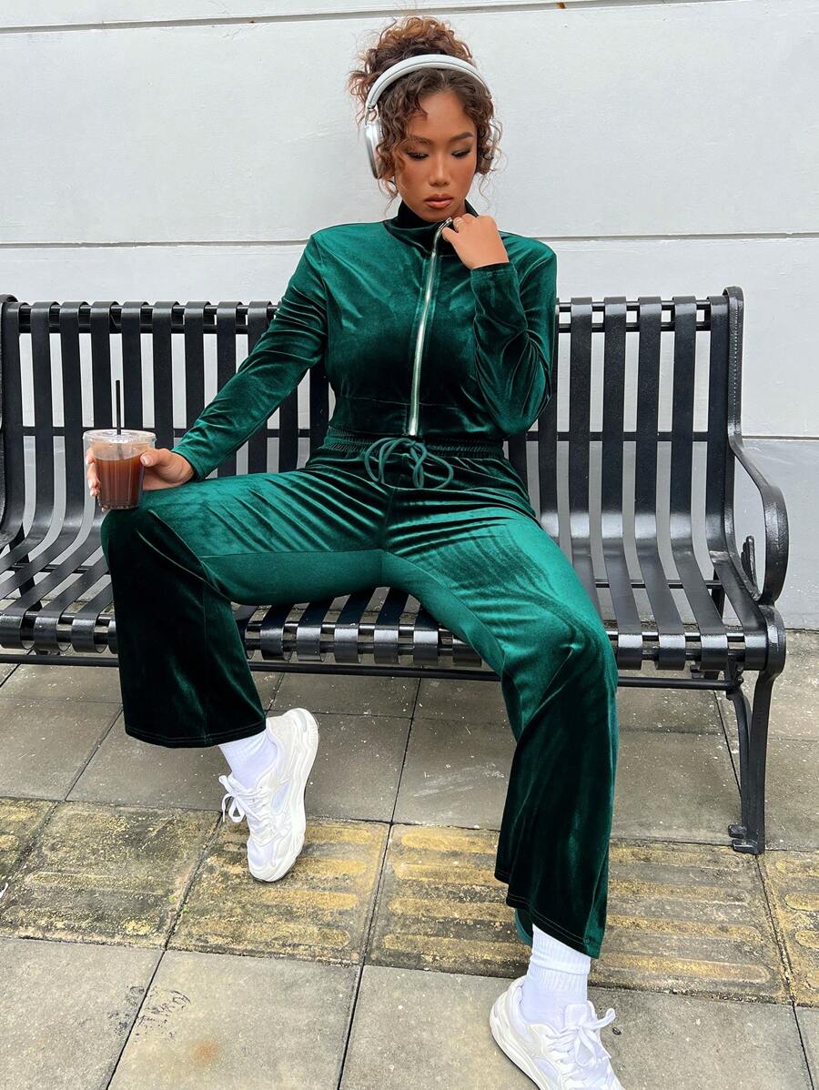 SHEIN EZwear Ladies' Plus Size Green Velvet Two-piece Set - Dark Green - View 1