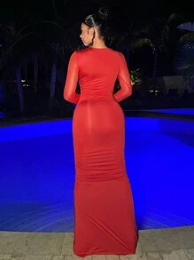 SHEIN SXY 新年除夕礼服新年女士装情人节礼服扭纹前镂空网眼撞色优雅长款派对礼服 - 紅色 - 查看 2