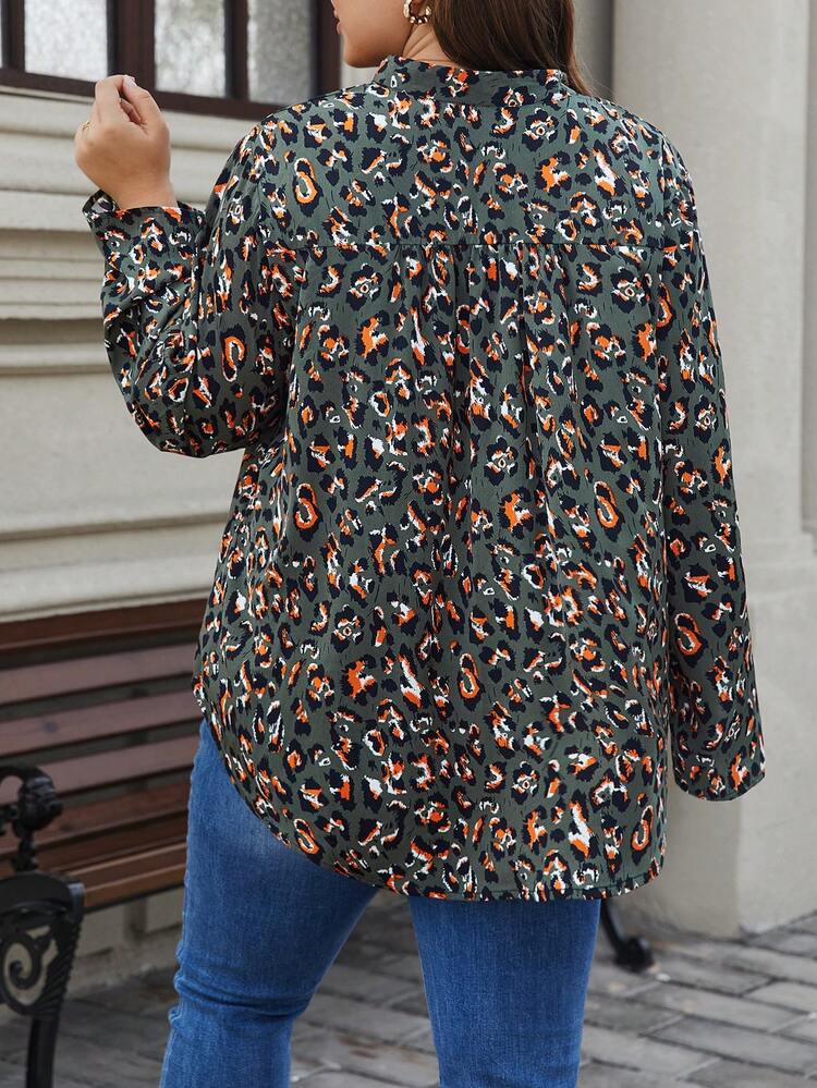 Plus Size Floral Print Roll Sleeve Shirt