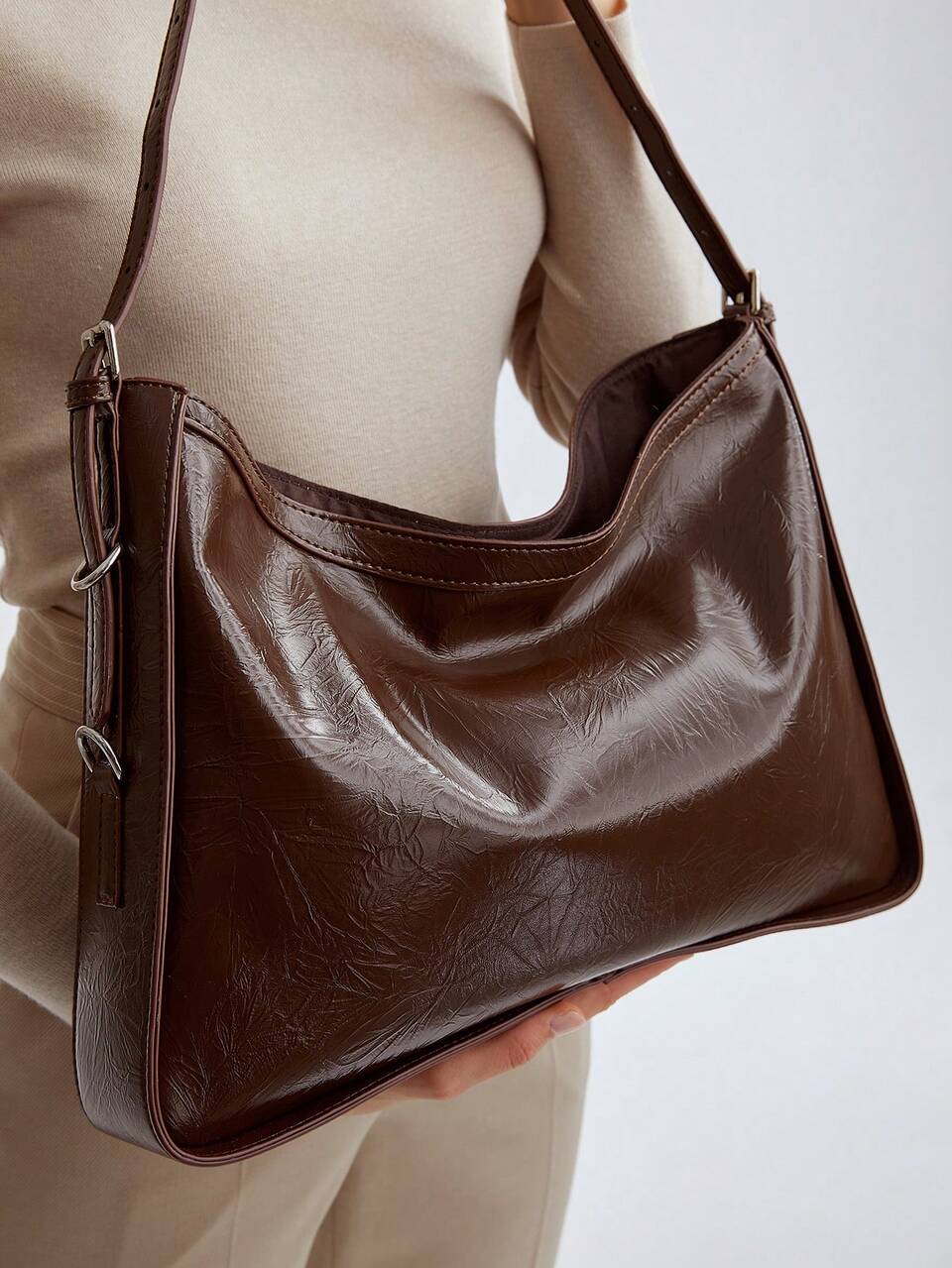 LADIES' SHOULDER BAG, BROWN