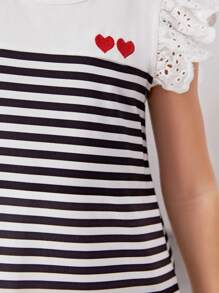 SHEIN 女童運動甜美針織條紋洋裝 - 白色 - 查看 3