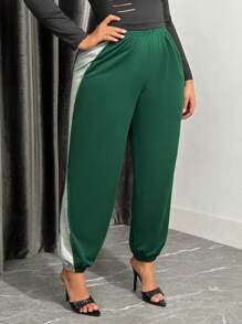 SHEIN SXY 加大碼對比色運動褲 - 墨綠色 - 查看 1