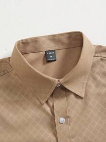 Manfinity Mode 男士纯色休闲修身长袖衬衫，秋季 - 咖啡棕 - 查看 7