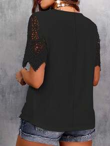 Kaos Ukuran Plus Kontras Lace Plain Casual - Hitam - View 4