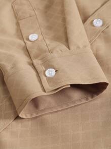 Manfinity Mode 男士纯色休闲修身长袖衬衫，秋季 - 咖啡棕 - 查看 5