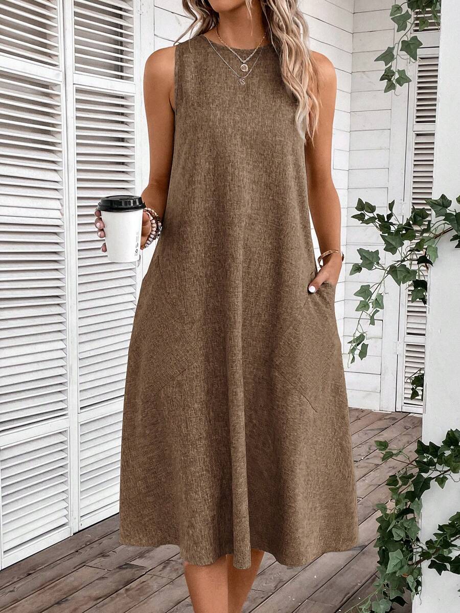 EMERY ROSE Women's Round Neck Sleeveless Dress With Hidden Pockets