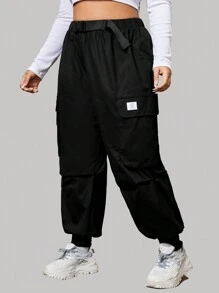 SHEIN EZwear Của phụ nữ Kích thước lớn Quần Cargo Với Patch Chi tiết Và Thắt lưng - màu đen - Xem 1