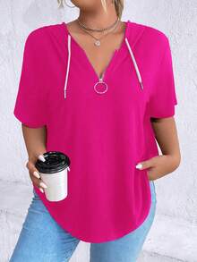 SHEIN LUNE 女款大尺寸拉鍊 V 領短袖 T 卹,附抽繩兜帽 - 玫紅色 - 查看 3