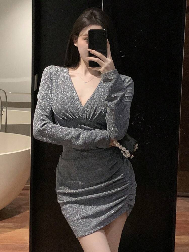 Solid Color V-Neck Pleated Hip Package Long Sleeve Dress, Birthday ,New Year Eve Prom Dress Party Women,Fall Clothes Homecoming Dresses Sexy Dress Elegant Women Dresses Carnival