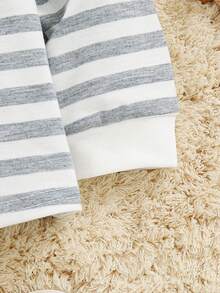 SHEIN 嬰兒中性休閒條紋和拼接撞色短袖polo衫, 長袖上衣 - 黑色 - 查看 3