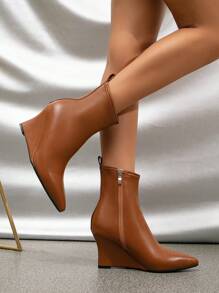 CUCCOO BIZCHIC Botas cuña tacón