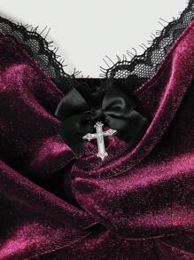 ROMWE Goth 前面有褶襉的綁帶湖水綠色絨面上衣,蕾絲拼接 - 中紫紅色 - 查看 4