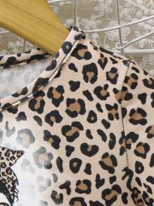 SHEIN Baby Girl Leopard & Letter Graphic Contrast Lace Ruffle Hem Dress - White - View 5