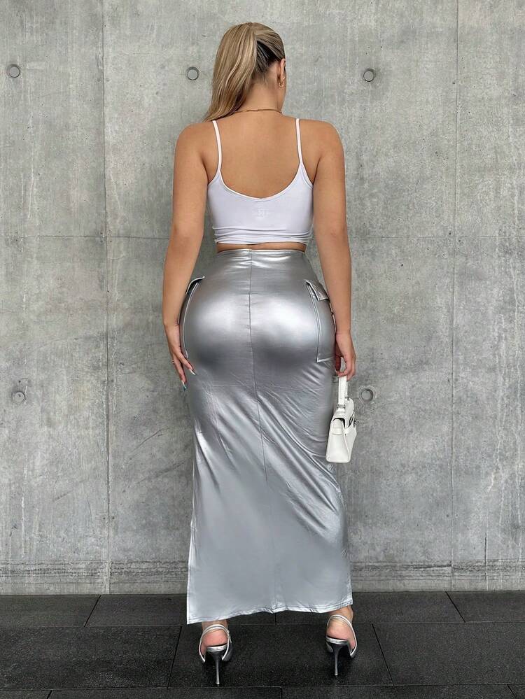 Women'S Metallic Pleated Skirt With V-Waist