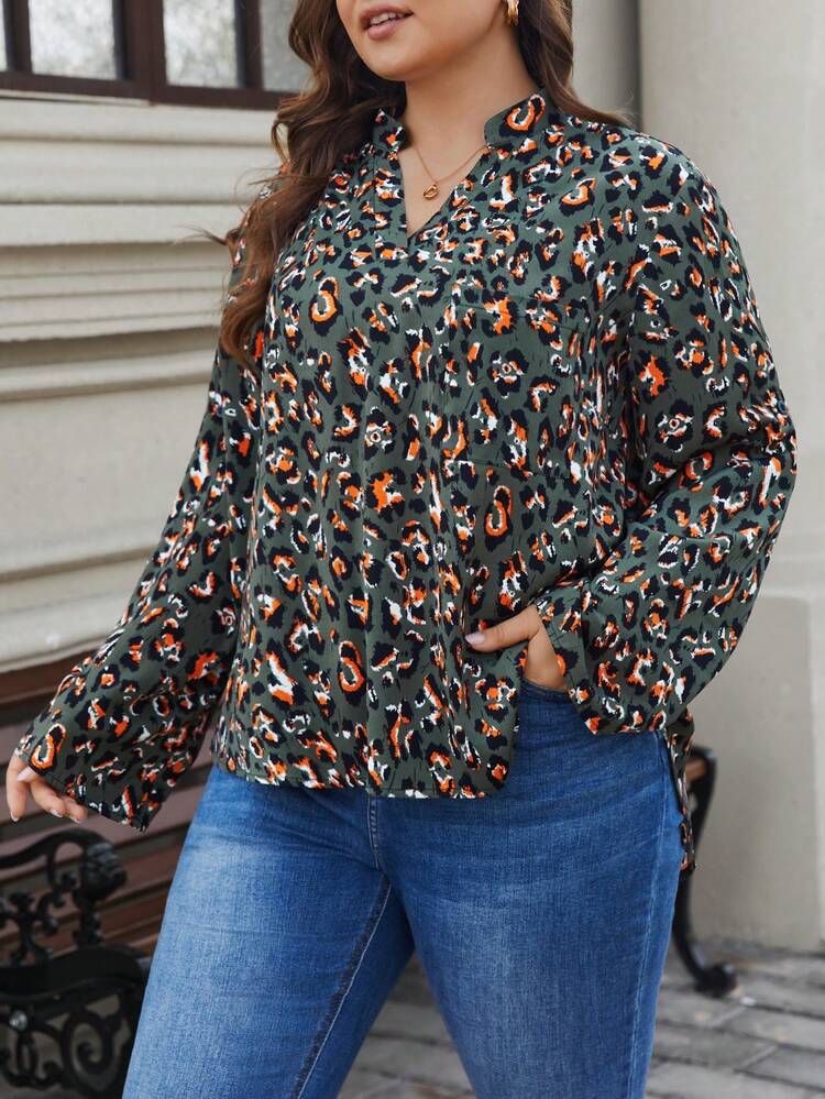 Plus Size Floral Print Roll Sleeve Shirt
