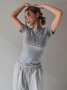 DAZY 女款圆领短袖T恤、短款上衣 - 灰色 - 查看 4