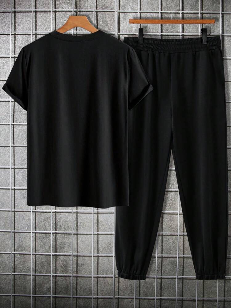 Manfinity Homme 鬆身男款字母印花圓領t恤和慢跑裝套裝 - 黑色 - 查看 2