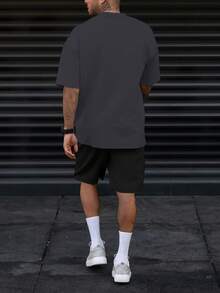 Manfinity Homme Nam Vòng cổ In Ngắn tay Và Bộ quần short - Màu xám đen - Xem 2