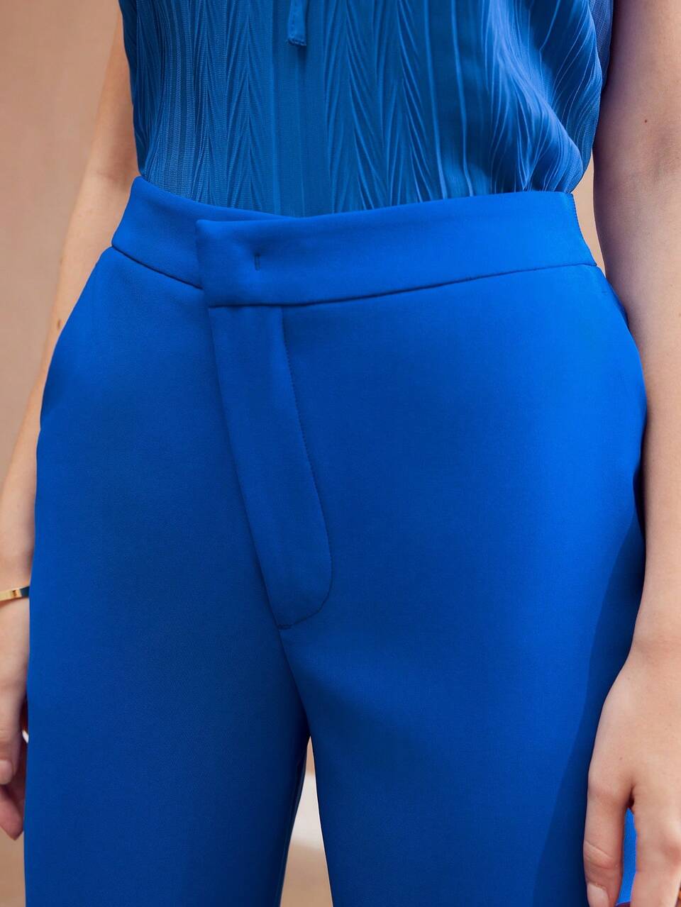 MOTF WOVEN WOMEN'S OVERLAP WAIST SOLID PANTS