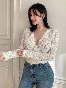 DAZY 蕾丝边扇贝下摆长袖衬衫外出上衣透明 - 米色 - 查看 6