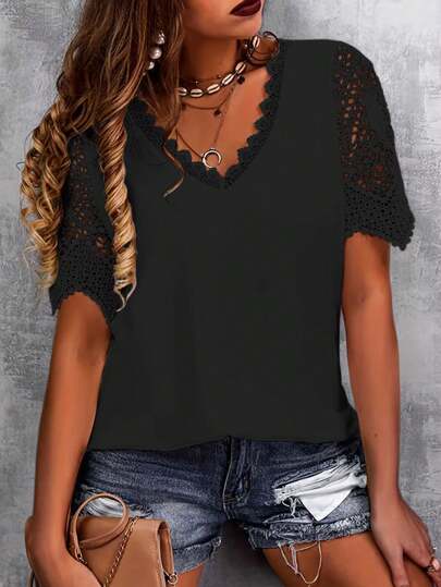 Women Plus Size Casual Solid Color Lace Patchwork T-Shirt