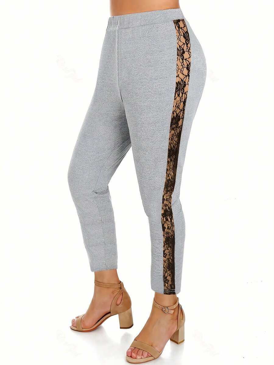 Plus Size Lace Patchwork Elastic Waist Leggings - Light Grey - View 1