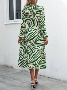 SHEIN LUNE Của phụ nữ Mô hình ngựa vằn Tay áo dài Váy sơ mi Với Thắt Lưng - màu xanh lá - Xem 2