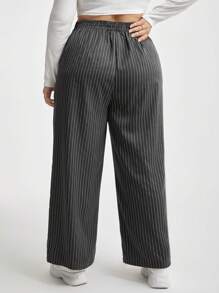 SHEIN Essnce 女裝大尺碼休閒直筒條紋寬褲,適合春夏工作裝 - 灰色 - 查看 2
