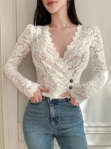 DAZY 蕾丝边扇贝下摆长袖衬衫外出上衣透明 - 米色 - 查看 1