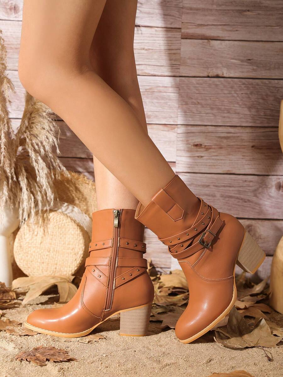 Styleloop 鉚釘時尚靴子 - 駝色 - 查看 1