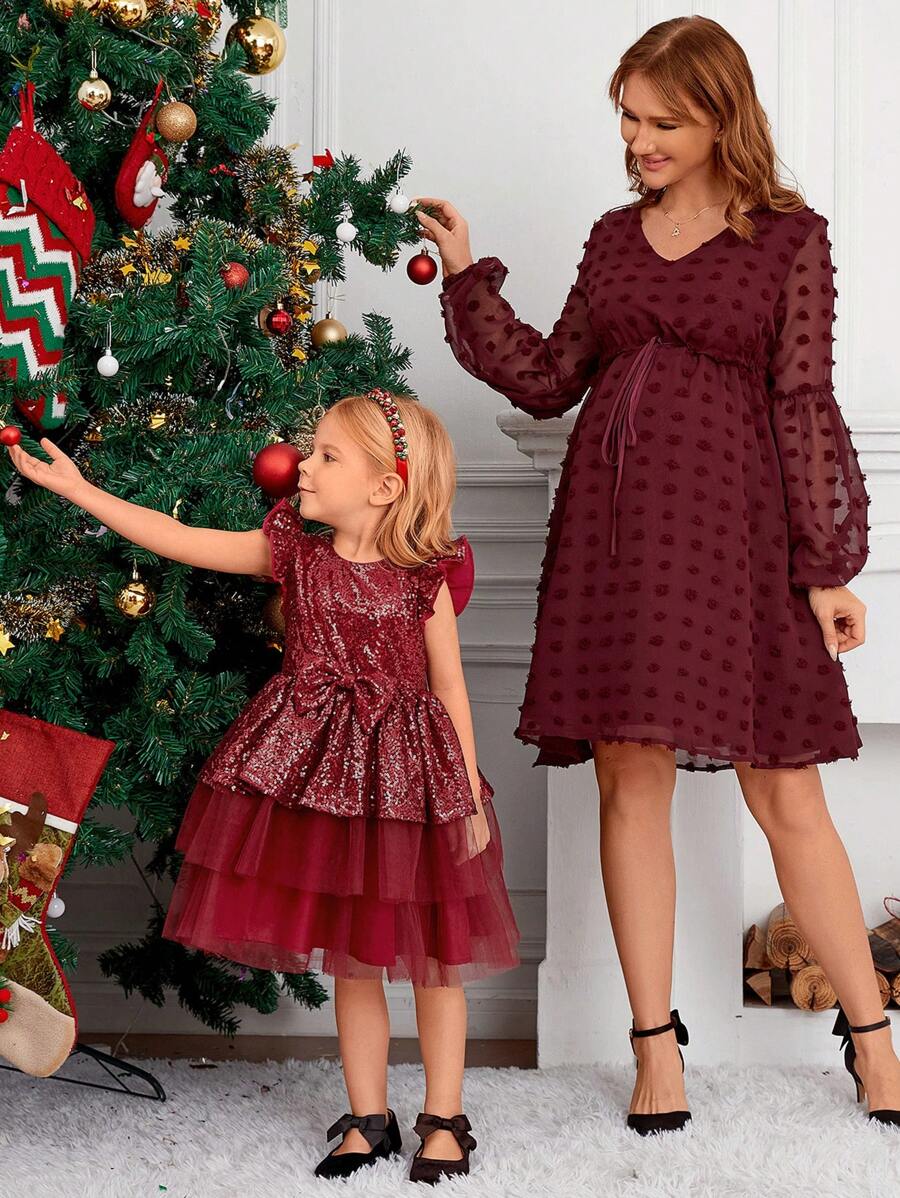 SHEIN Little Girls Sequin Decor Round Neck Cap Sleeve Glamorous Party Dress, Mommy & Me