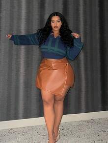 Slaydiva Women'S Plus Size Asymmetrical Hem Pu Skort With Button Detail - Brown - View 5