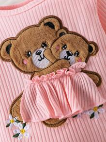 SHEIN Vintaside Kids Conjunto de body, pantalones y diadema con estampado de oso lindo para bebé niña en color rosa - Rosa - Ver 6