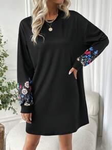 SHEIN VCAY 女士花卉印花下垂肩長袖運動衫連身裙 - 黑色 - 查看 4