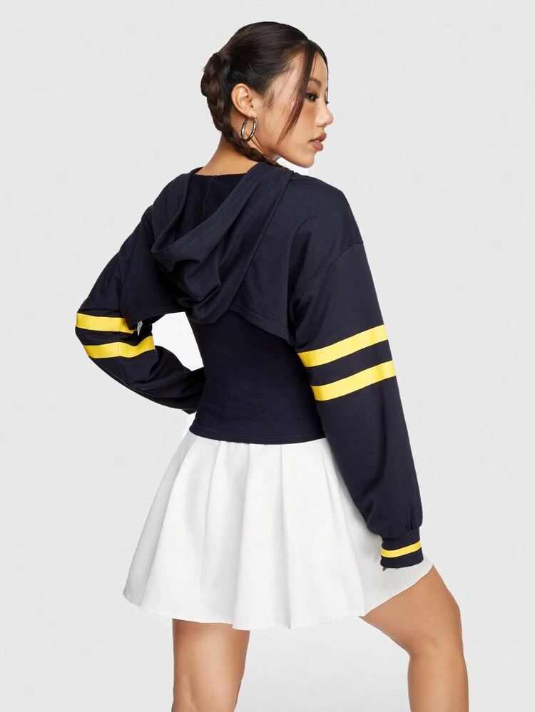 Vintage Sports Street Style Cropped Sweatshirt & Cami Top 2pcs/set