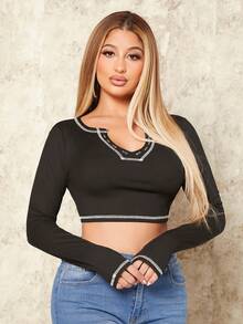 SHEIN SXY 露縫鏤空領口短版 T 卹 - 黑色 - 查看 4