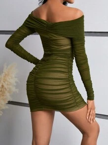 SHEIN PETITE 女士露肩网眼撞色褶皱紧身连衣裙 - 橄欖綠 - 查看 2