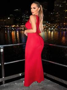 SHEIN SXY Víspera De Año Nuevo, Navidad Vestido Rojo De Una Sola Banda Atractivo Y Elegante Para Mujer Con Escote En V - Rojo - Ver 1