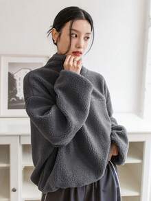 DAZY Khối màu Teddy Nút Nửa Áo nỉ Với Tương phản Màu sắc - Xám - Xem 4