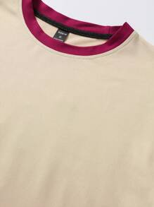 Manfinity Sport Streetwear Men's Long Sleeve Sport T-Shirt With Slogan Print And Color Block Design Long Sleeve Shirt