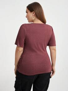 SHEIN Essnce Women's Plus Size V-neck Ruched T-shirt - Burgundy - View 2