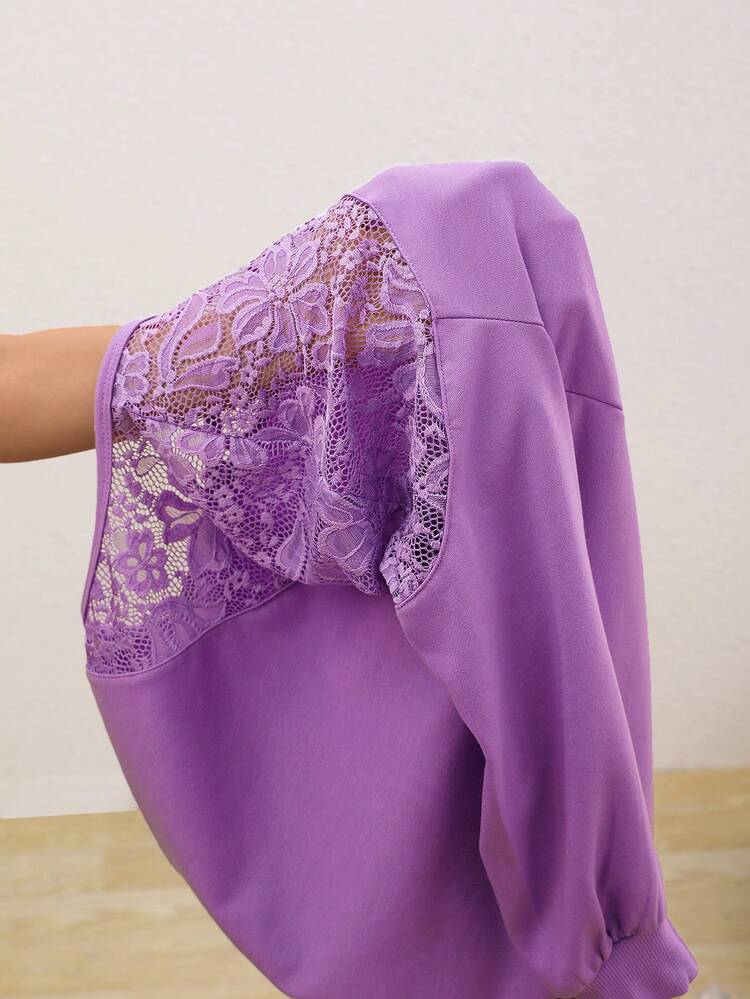 Elegant Women's Lace Splice Sweatshirt
