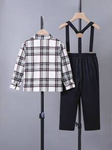 SHEIN 幼童男孩學院風格格紋折領襯衫和工裝背帶套裝 - 彩色 - 查看 2