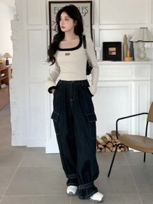 DAZY Của phụ nữ Sang trọng Cạnh Nút hình bướm Thêu Áo thun - Màu be - Xem 7