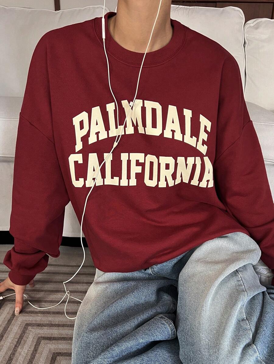 DAZY Women's Letter Print Drop Shoulder Sweatshirt