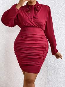 SHEIN LUNE Women's Plus Size Pleated Knot Neckline Dress - Red - View 5