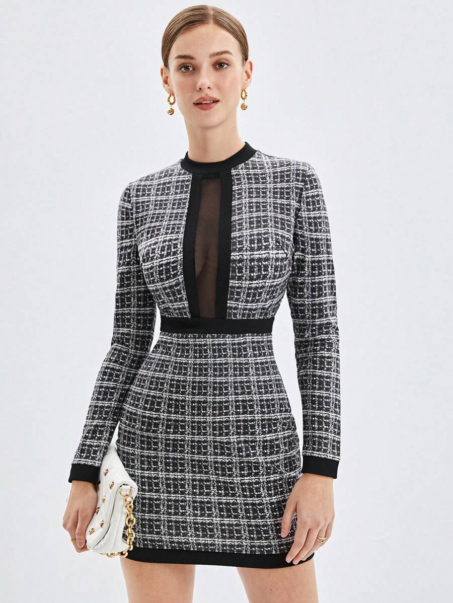 BizChic Vestido Feminino Xadrez Contraste com Tela - Preto e Branco - Visão 1
