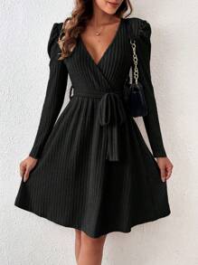 SHEIN Clasi 交叉領口羊肉袖肋編針織連衣裙 - 黑色 - 查看 4