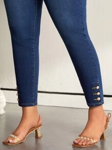 SHEIN LUNE 女款大尺碼修身牛仔褲,斜口袋和扣環封口 - 深色水洗藍 - 查看 3